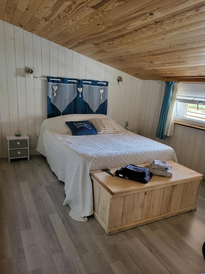 Chambre D'Hotes Le Chat Botte Espédaillac Eksteriør bilde