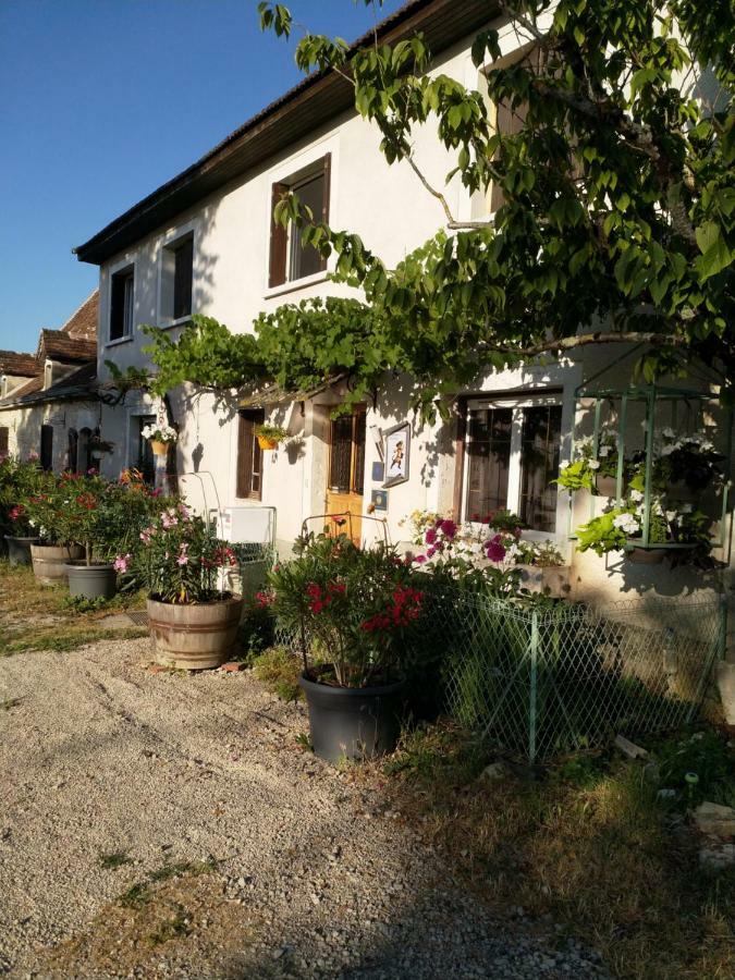 Chambre D'Hotes Le Chat Botte Espédaillac Eksteriør bilde